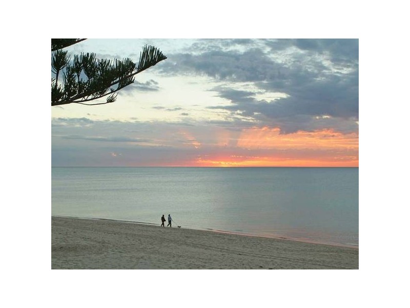 26 Esplanade, Christies Beach SA 5165