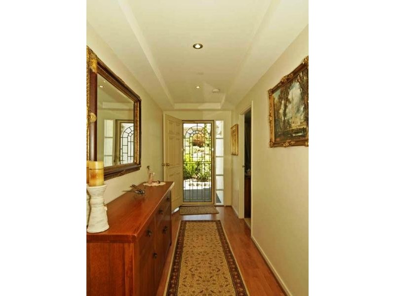11 Glen Eyre Court, Aberfoyle Park SA 5159