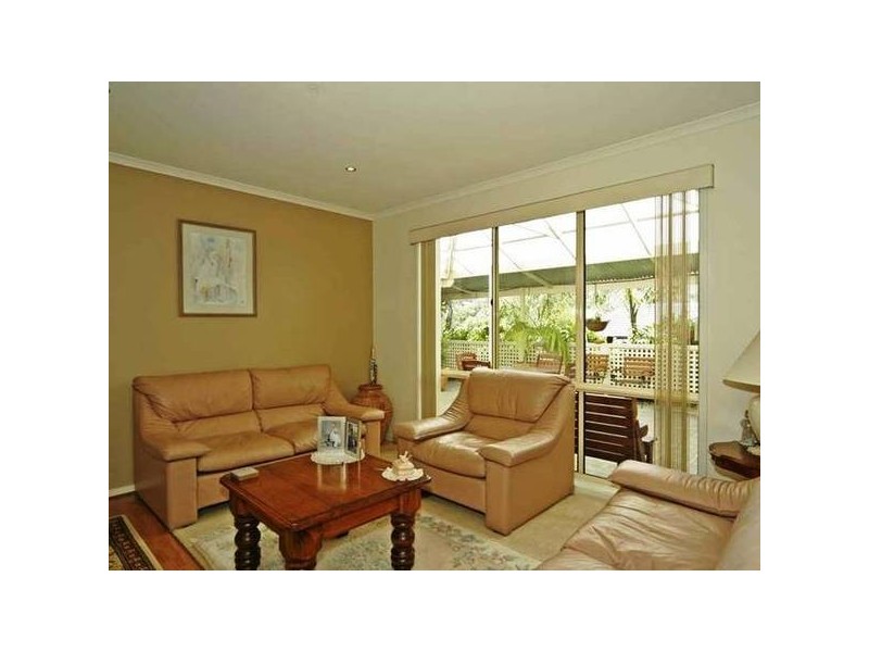 11 Glen Eyre Court, Aberfoyle Park SA 5159