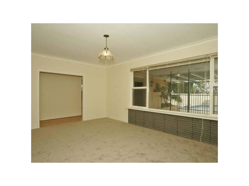 12 Oliver Street, Reynella SA 5161