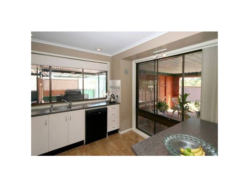 100 Lander Road, Trott Park SA 5158