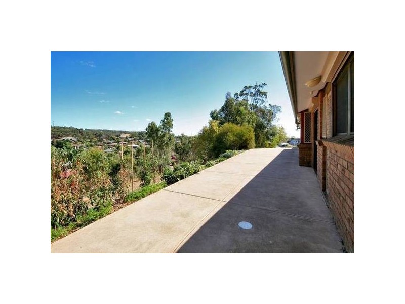 14 Melingie Court, Happy Valley SA 5159