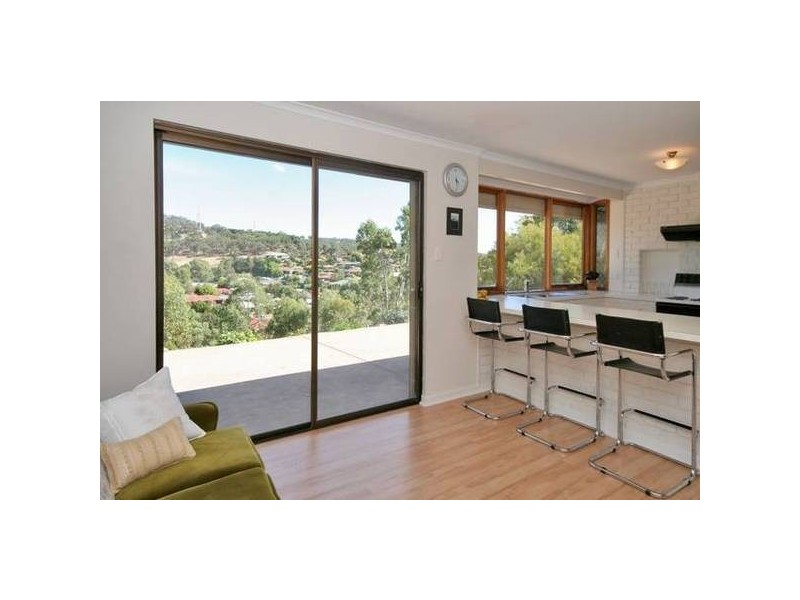 14 Melingie Court, Happy Valley SA 5159