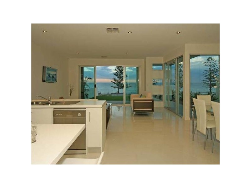 26 Esplanade, Christies Beach SA 5165