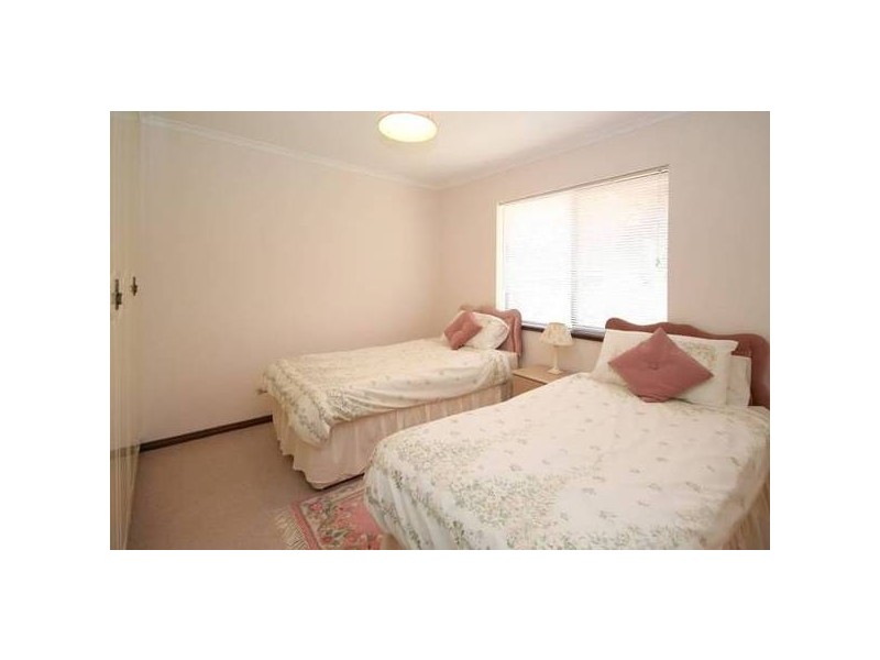 60 Horseshoe Drive, Aberfoyle Park SA 5159