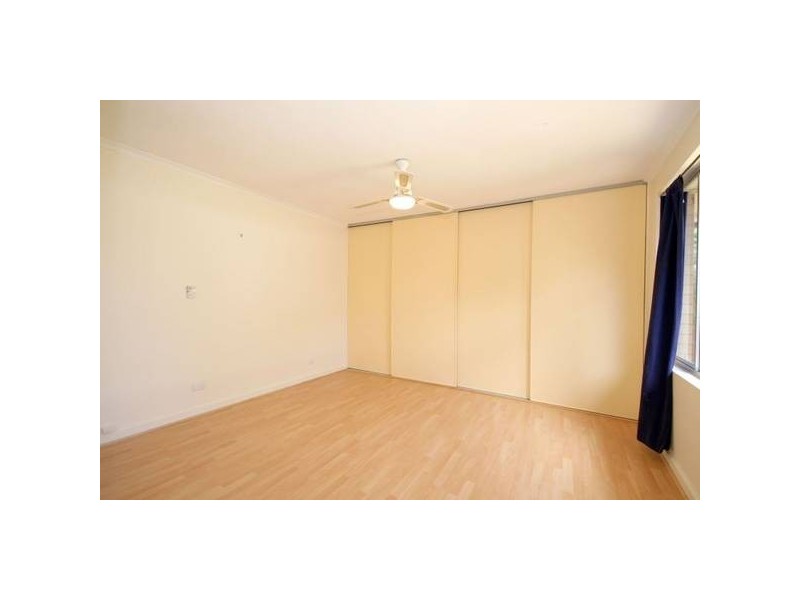30 Roxanne Avenue, Aberfoyle Park SA 5159