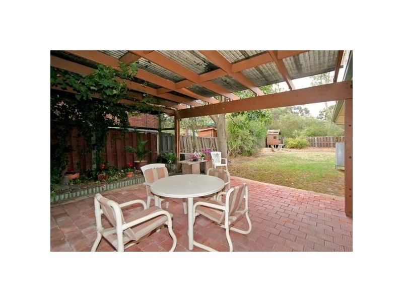 13 Corsair Street, Flagstaff Hill SA 5159