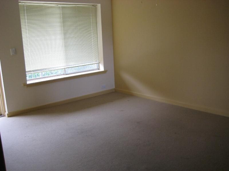 17/2 Emerson Road, Black Forest SA 5035