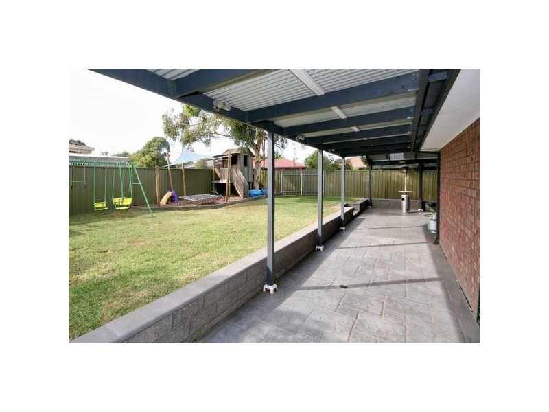 16 Kooyonga Way, Morphett Vale SA 5162