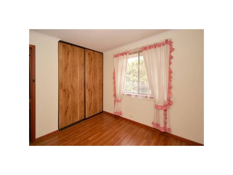 18 Vaucluse Drive, Happy Valley SA 5159