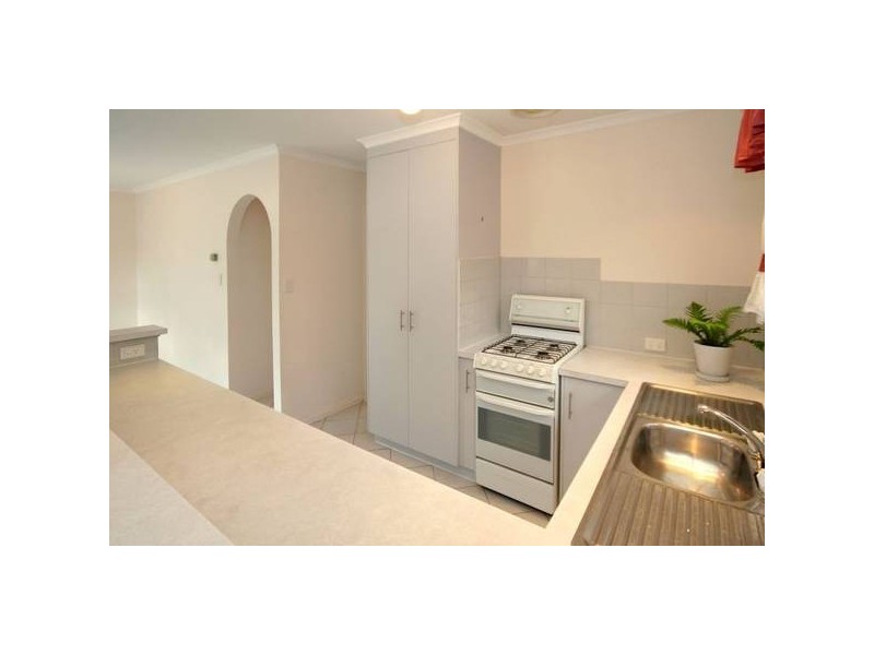 4 Topaz Close, Woodcroft SA 5162