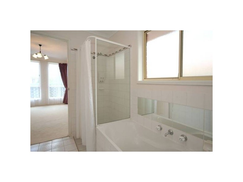 4 Topaz Close, Woodcroft SA 5162