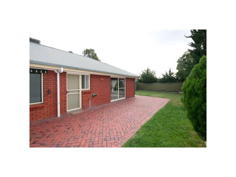 4 Topaz Close, Woodcroft SA 5162