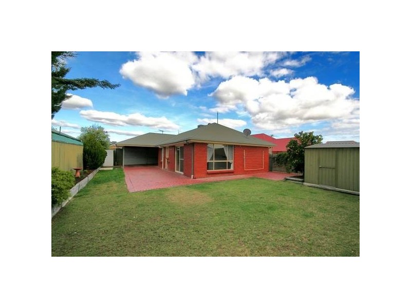 4 Topaz Close, Woodcroft SA 5162
