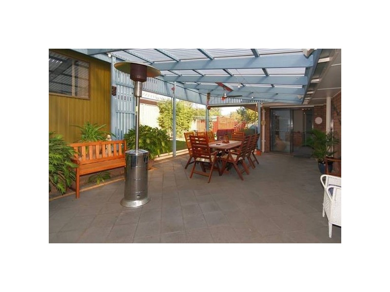 5 Poralka Crescent, Hallett Cove SA 5158