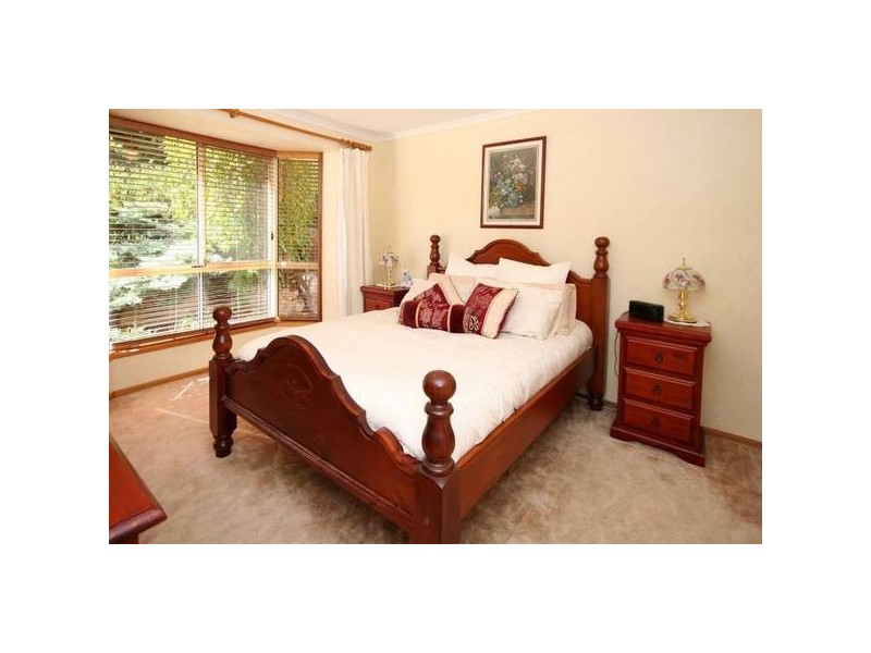 42 Horseshoe Drive, Woodcroft SA 5162