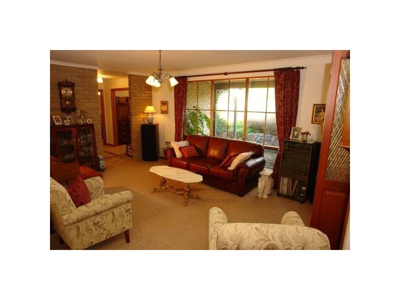 31 Woodhall Drive, Happy Valley SA 5159