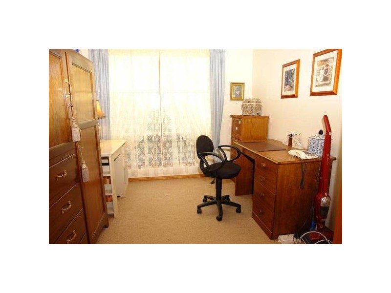 31 Woodhall Drive, Happy Valley SA 5159