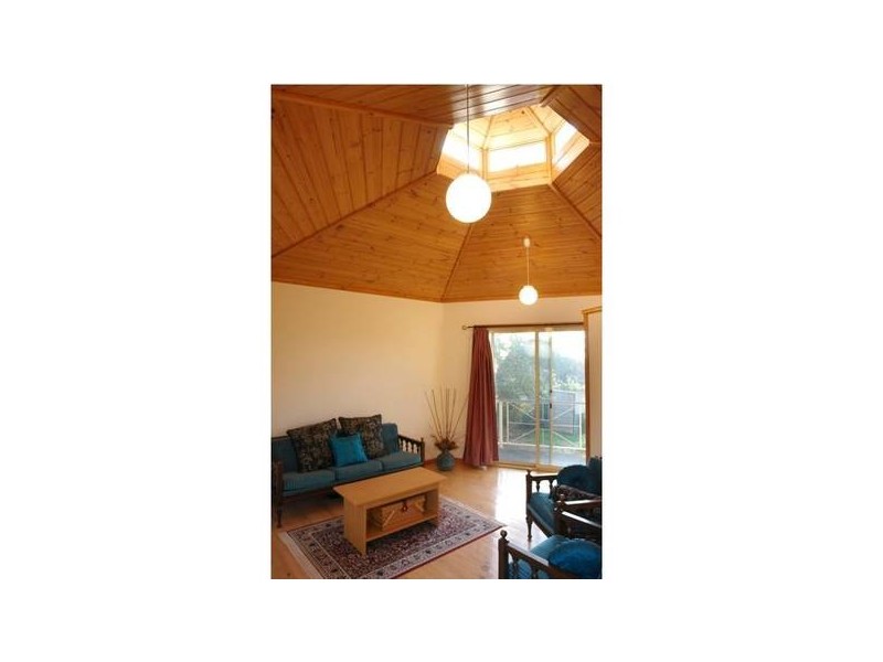 31 Woodhall Drive, Happy Valley SA 5159