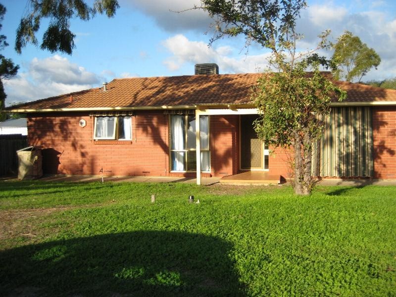 24 Orana Drive, Morphett Vale SA 5162