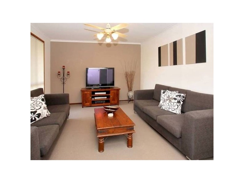 7 Marena Court, Woodcroft SA 5162