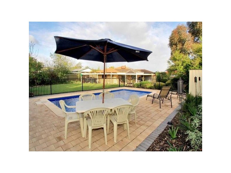 7 Marena Court, Woodcroft SA 5162