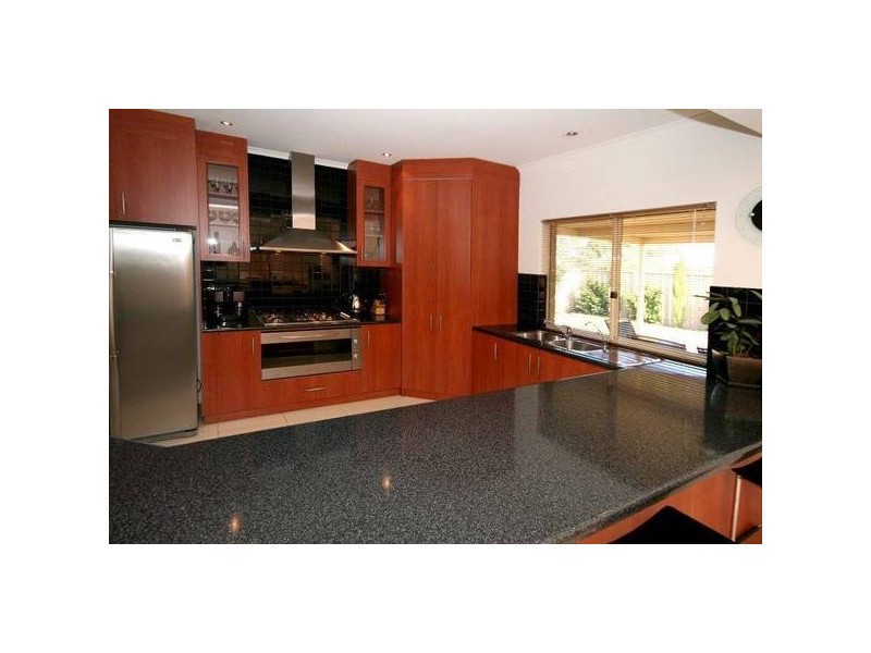 60 Estate Drive, Flagstaff Hill SA 5159