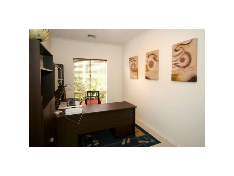 60 Estate Drive, Flagstaff Hill SA 5159