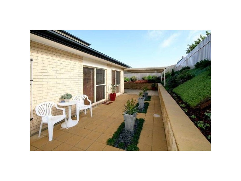 60 Estate Drive, Flagstaff Hill SA 5159