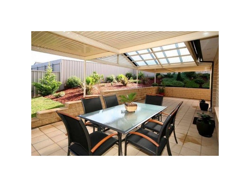 60 Estate Drive, Flagstaff Hill SA 5159