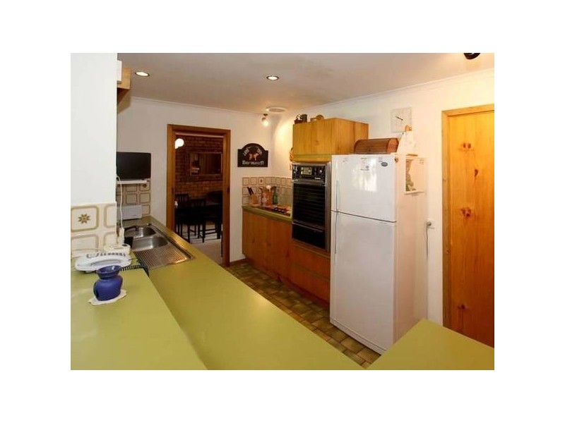 39 Torrens Street, Happy Valley SA 5159