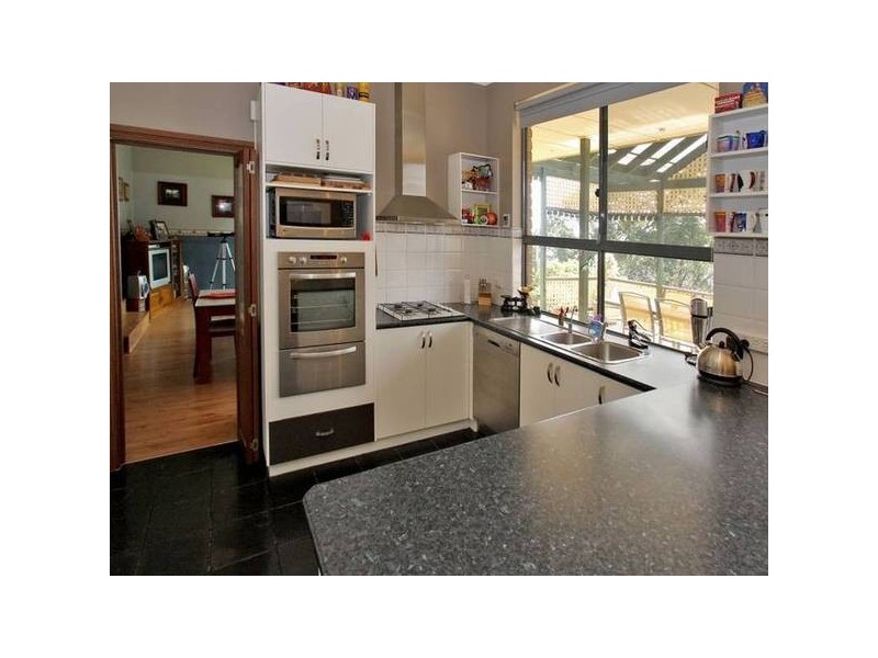 74 Seaview Drive, Happy Valley SA 5159
