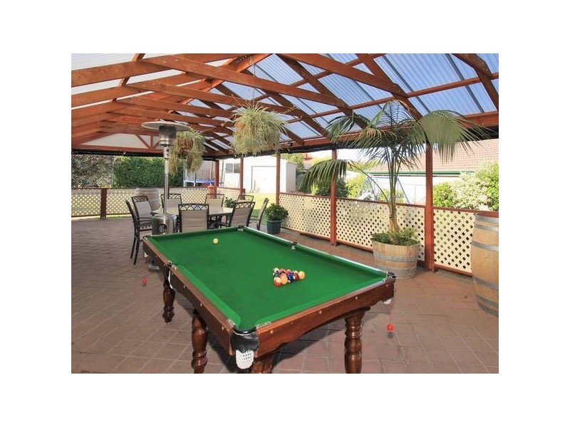 20 Riddoch Crescent, Woodcroft SA 5162