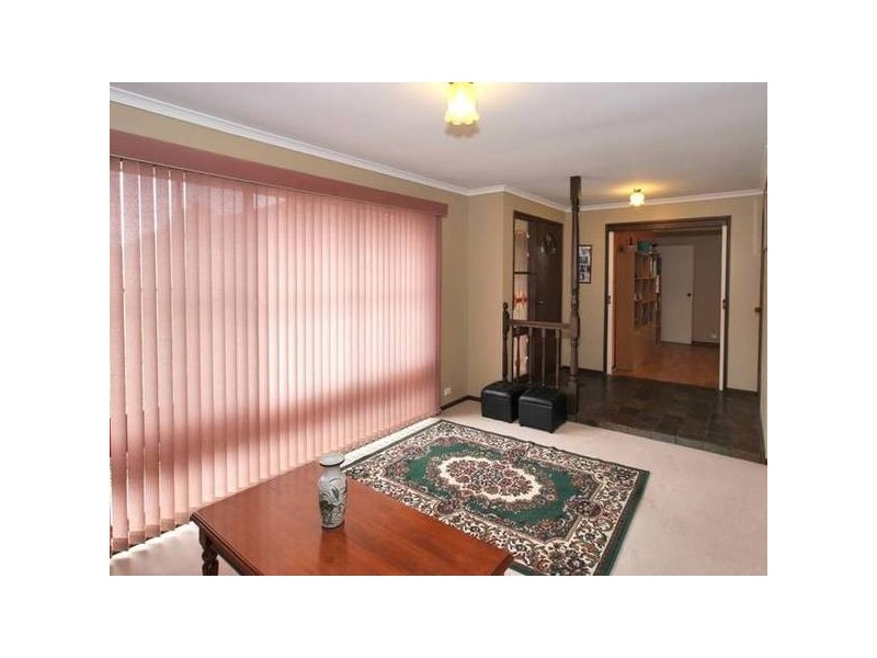 16 Acorn Street, Aberfoyle Park SA 5159