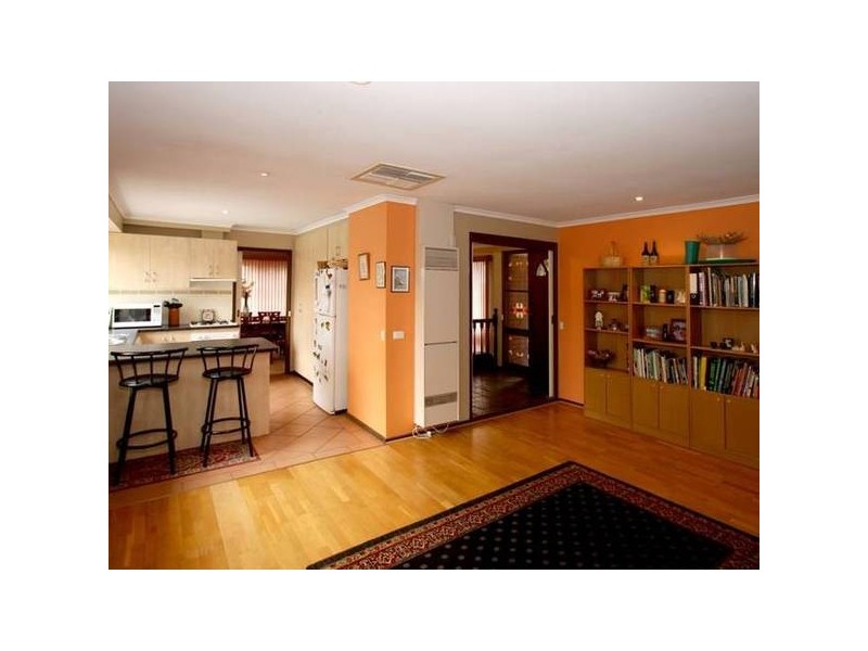 16 Acorn Street, Aberfoyle Park SA 5159