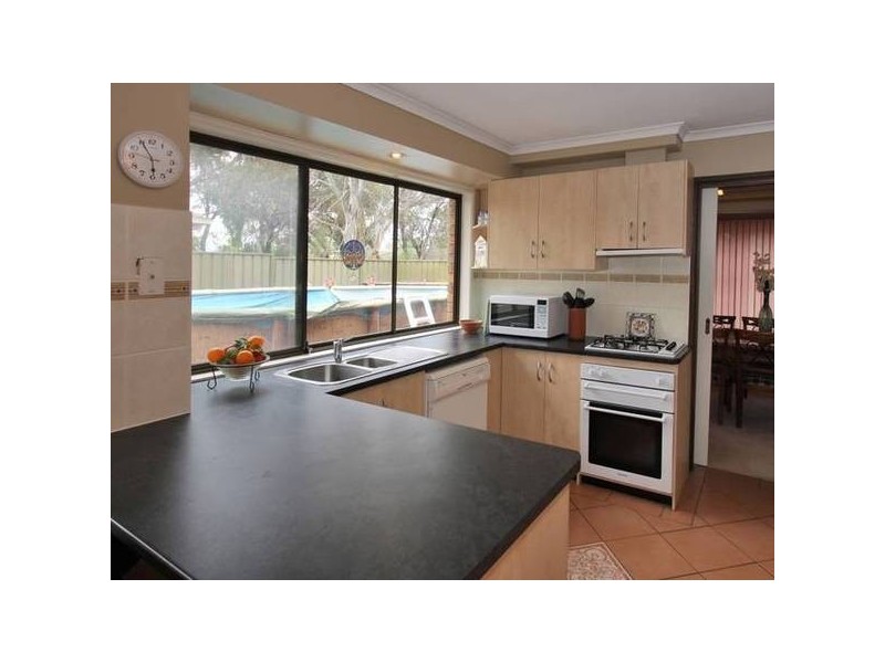 16 Acorn Street, Aberfoyle Park SA 5159