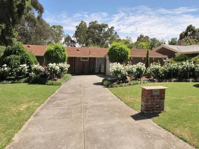 2 Fama Court, Flagstaff Hill SA 5159