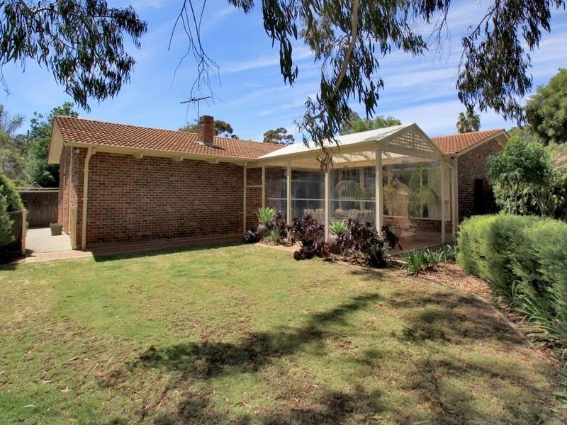 2 Fama Court, Flagstaff Hill SA 5159