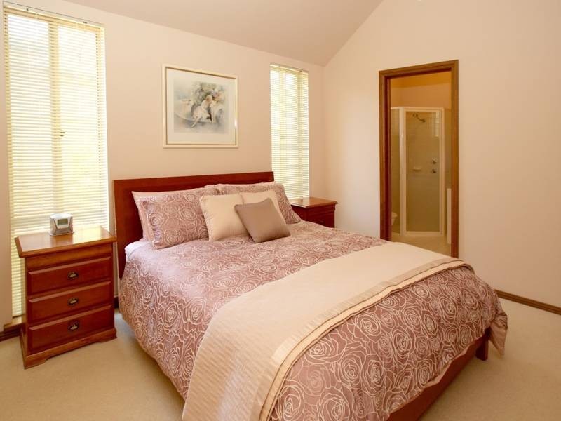 3 Lomandra Place, Flagstaff Hill SA 5159