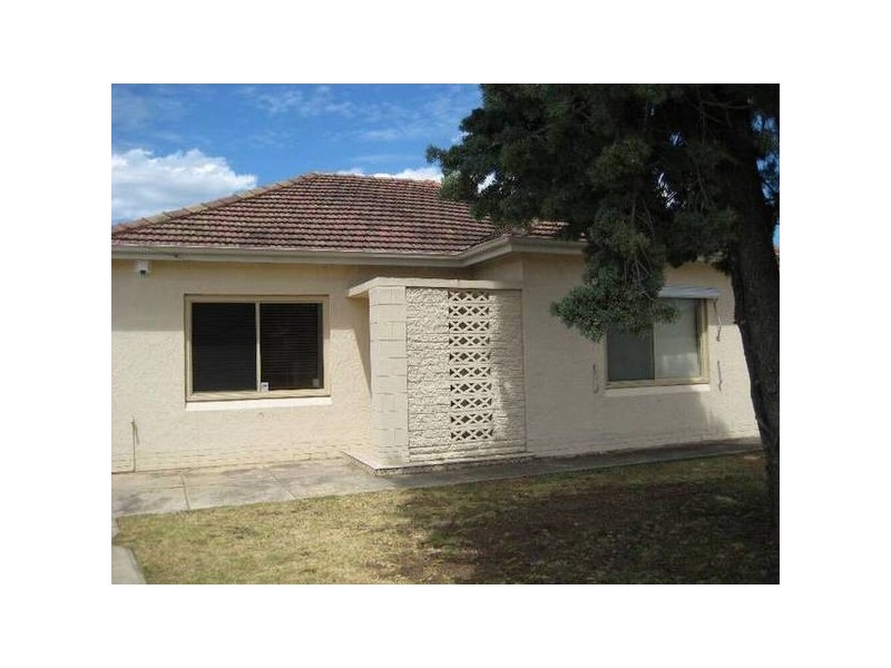 1 Bakara Street, Park Holme SA 5043