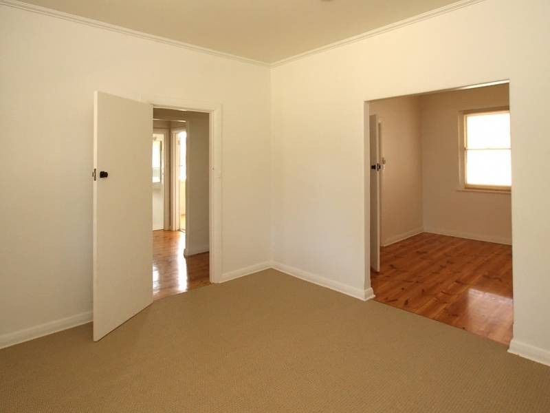 36 Adelaide Terrace, Ascot Park SA 5043