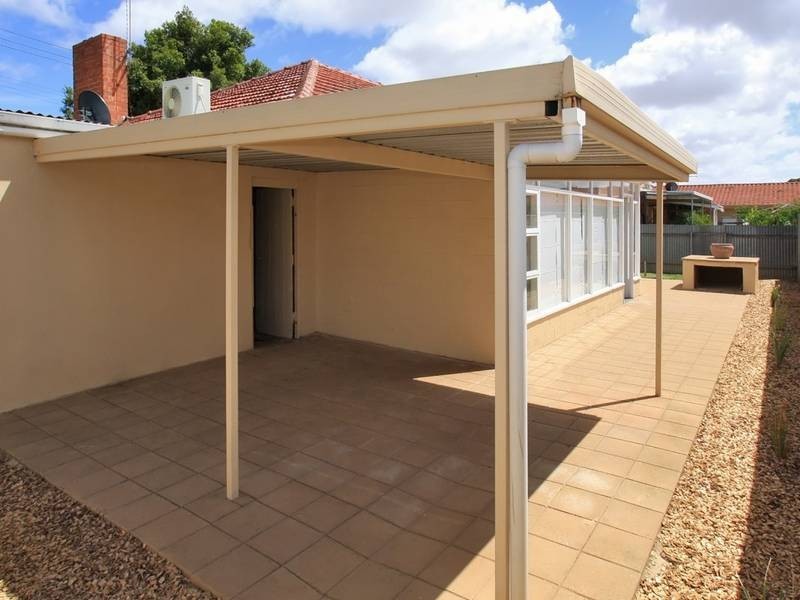 36 Adelaide Terrace, Ascot Park SA 5043