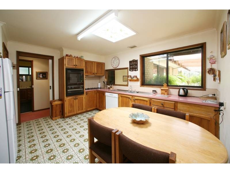 38 Paton Crescent, Boronia VIC 3155