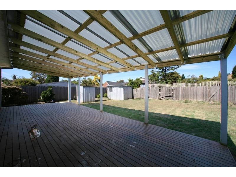 67 Bridgewater Way, Rowville VIC 3178