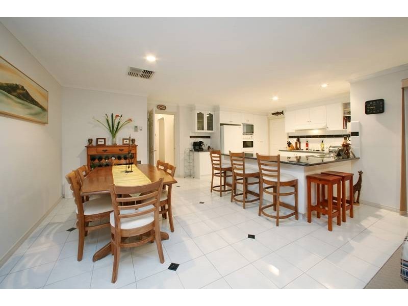 23 Salerno Way, Rowville VIC 3178