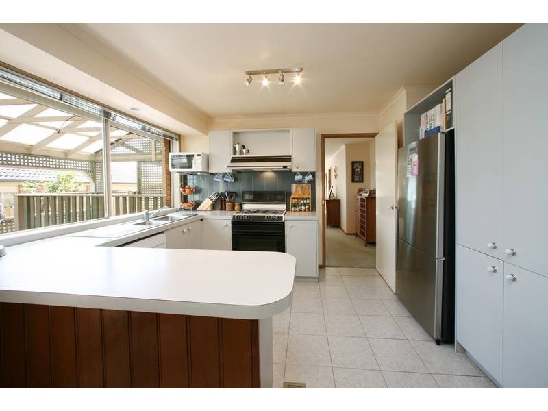 24 Turramurra Drive, Rowville VIC 3178