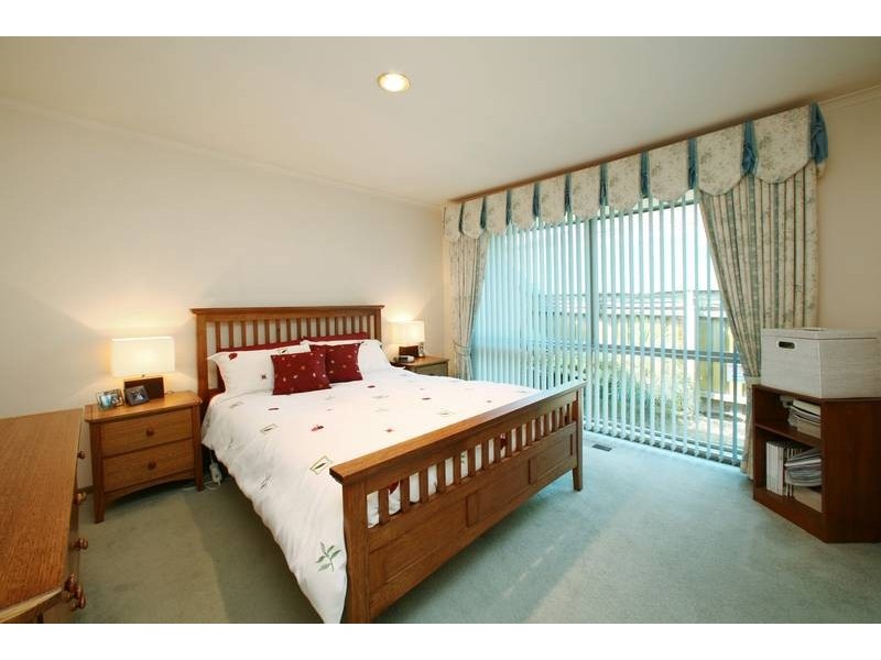 24 Turramurra Drive, Rowville VIC 3178