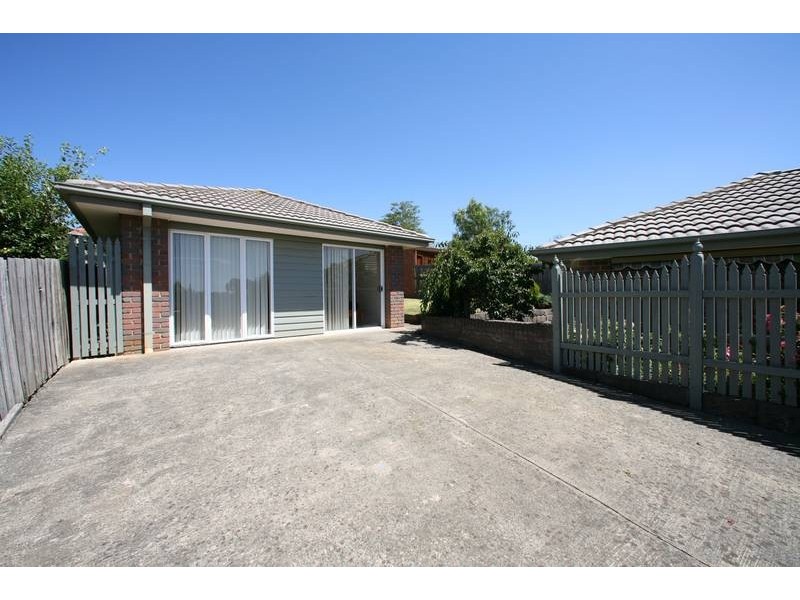 62 Bellfield Drive, Lysterfield VIC 3156