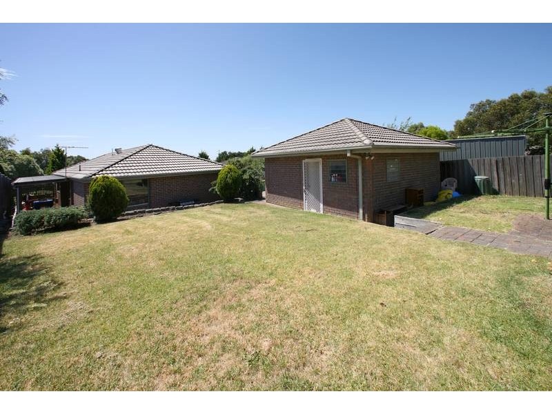 62 Bellfield Drive, Lysterfield VIC 3156