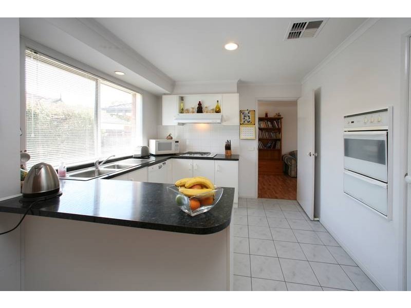 113 Kellbourne Drive, Rowville VIC 3178